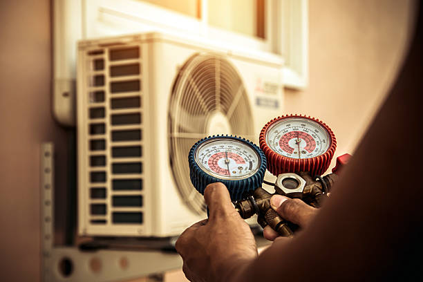 Professional Hvac technician working in Suffern, NY